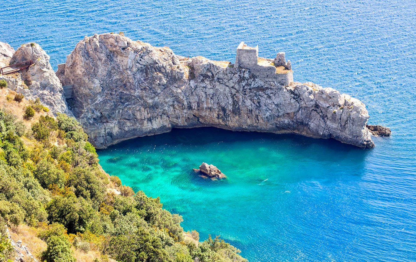 Top 7 beaches & coves to escape to on the Amalfi Coast