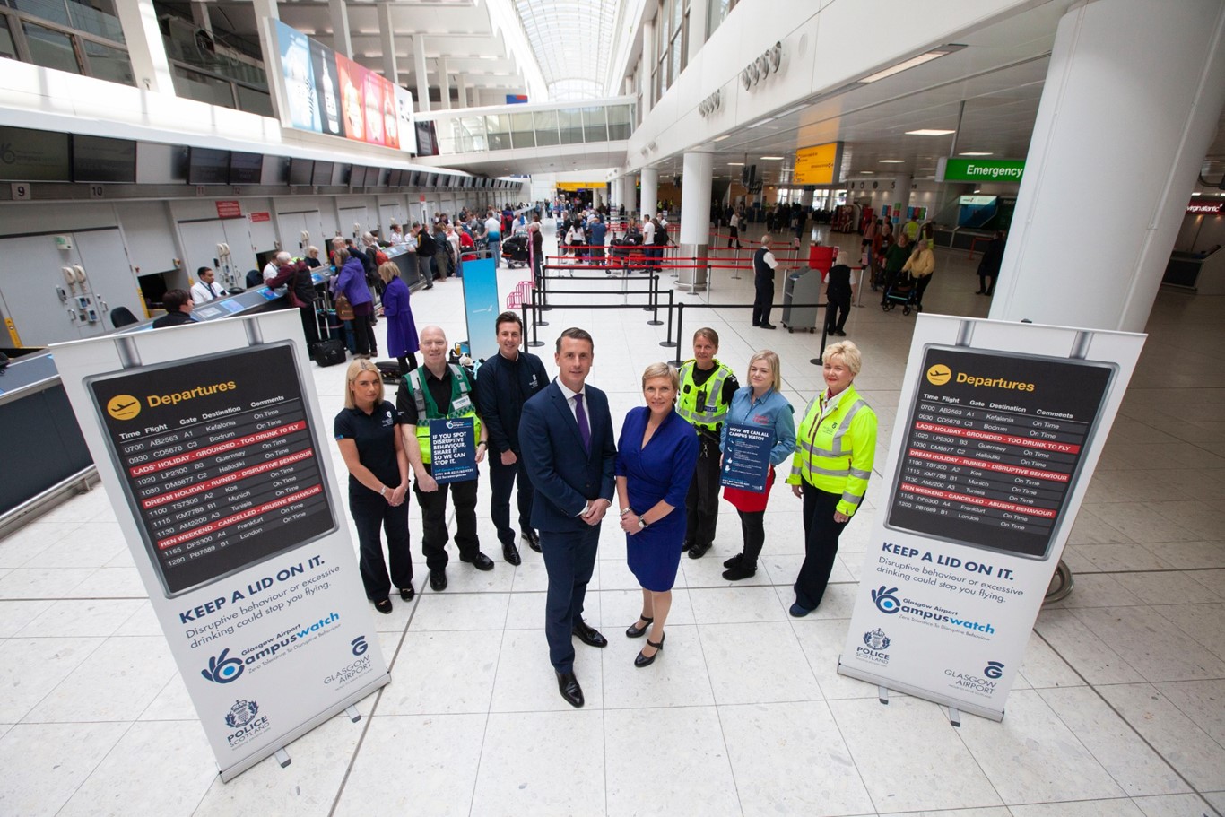 UK Aviation Minister visits Glasgow Airport to launch this year's Campus Watch campaign