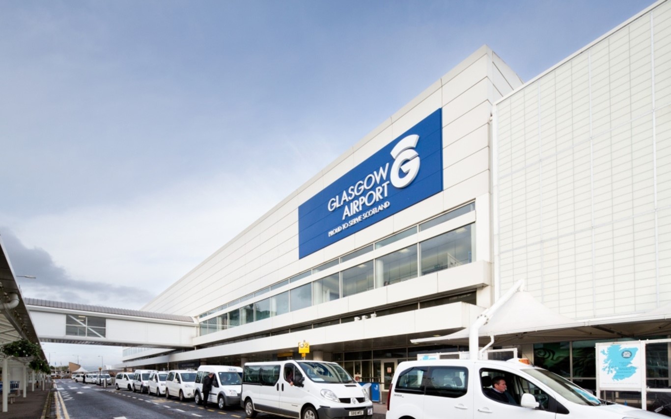 Air Transat increases capacity on summer 2017 services at Glasgow Airport